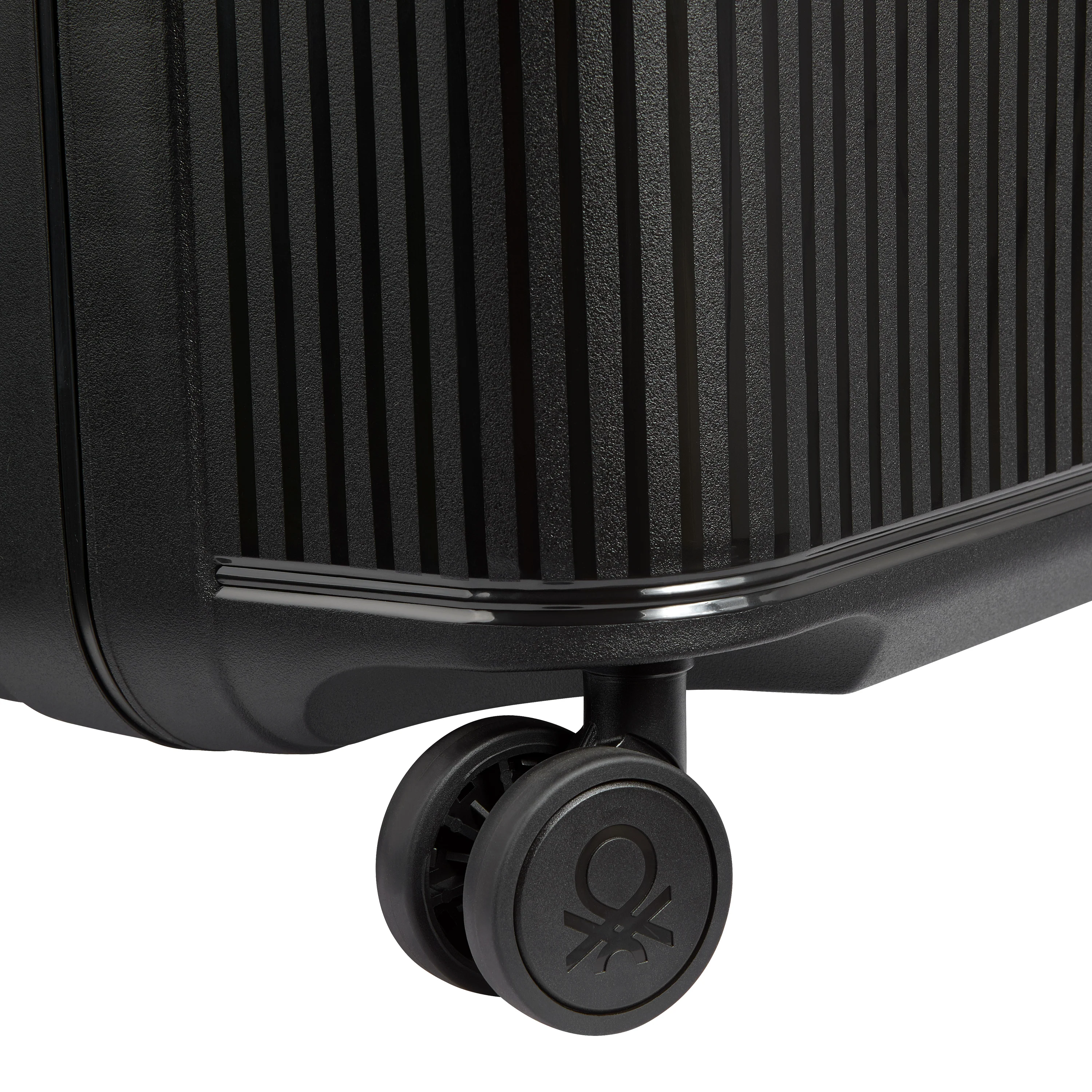 COLOR BLOCK HARDSIDE - M (67CM) - Image 35